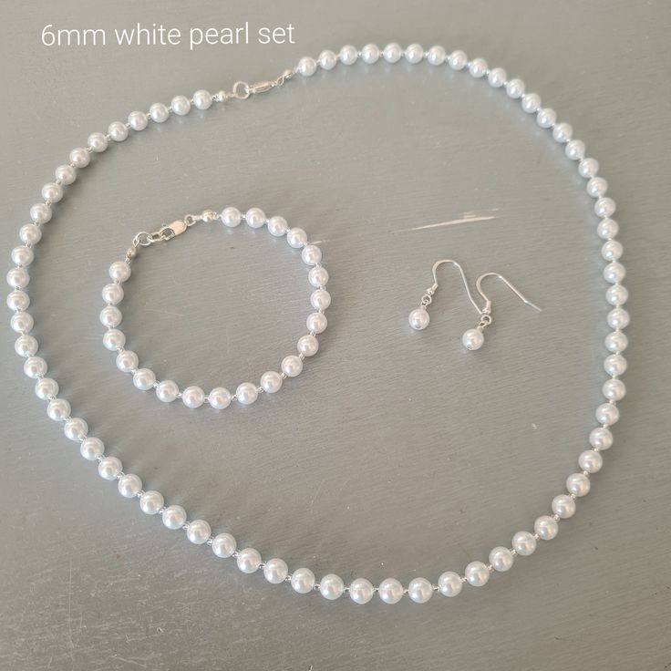 Iconic Freshwater Pearl Jewelry Set (Necklace, Earrings, Bracelet)
