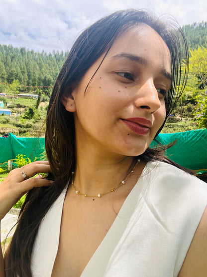 The Golden Thread Pearl Necklace
