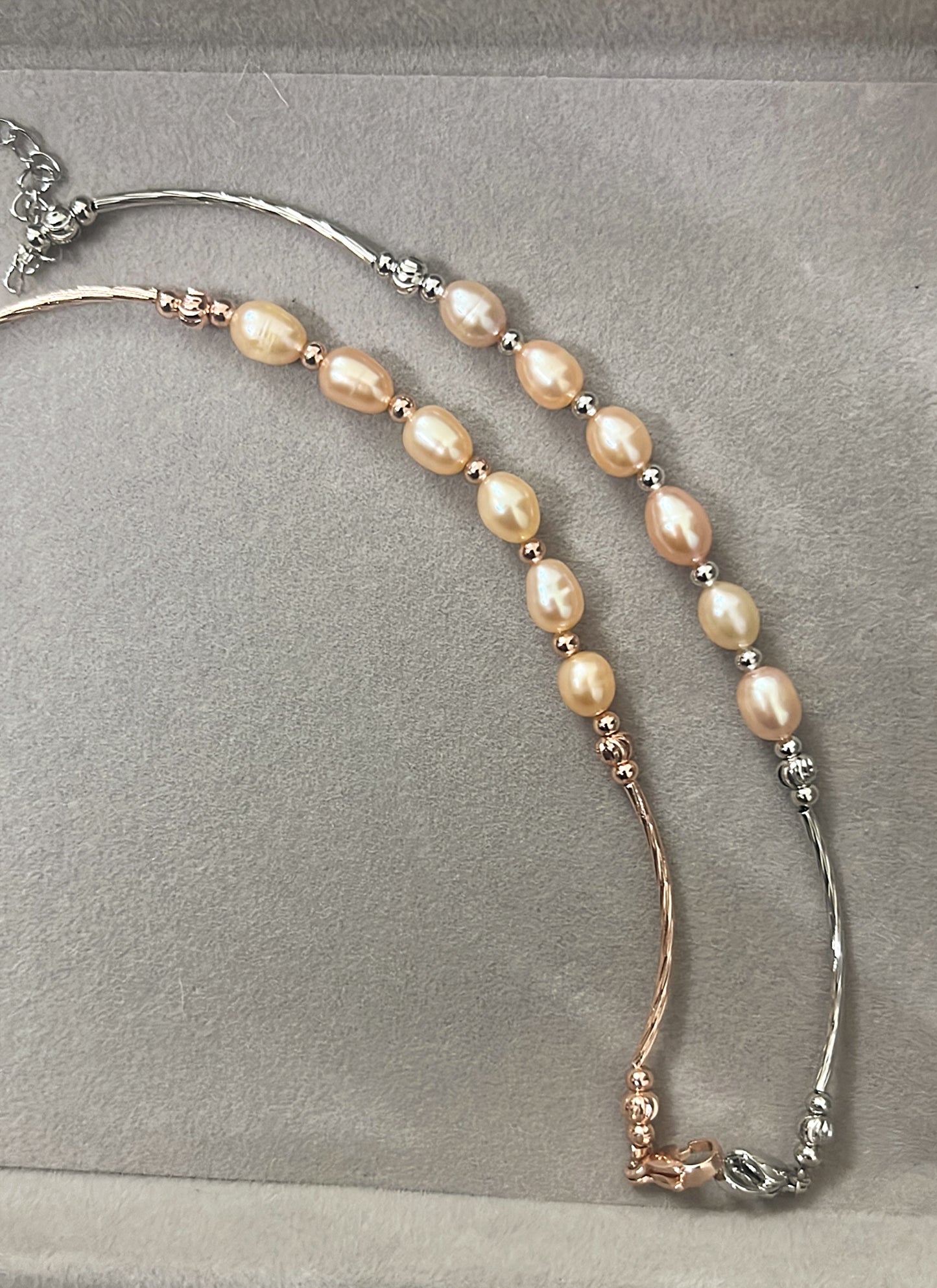 Long pearl bracelet