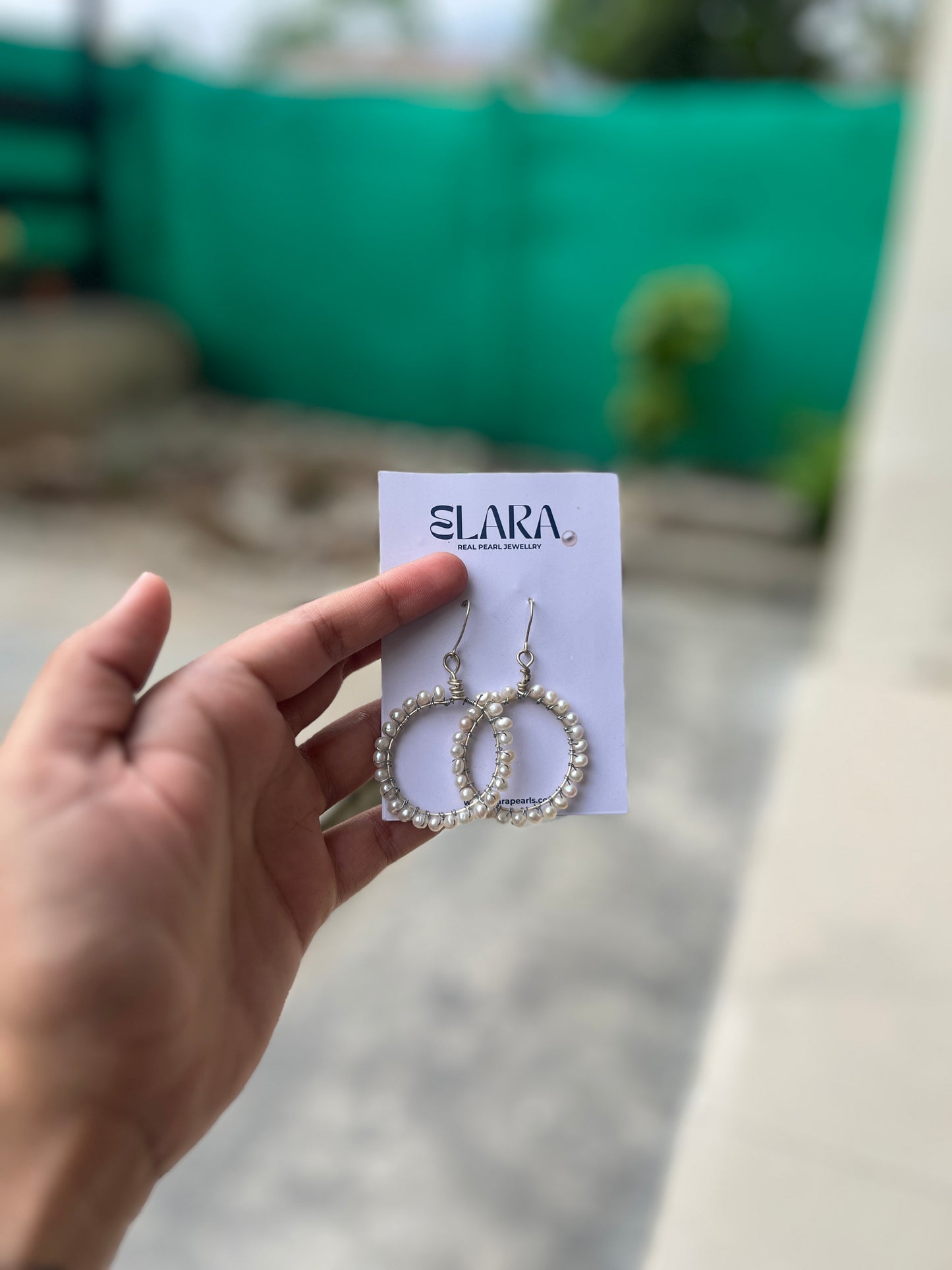The Hanging Dangle