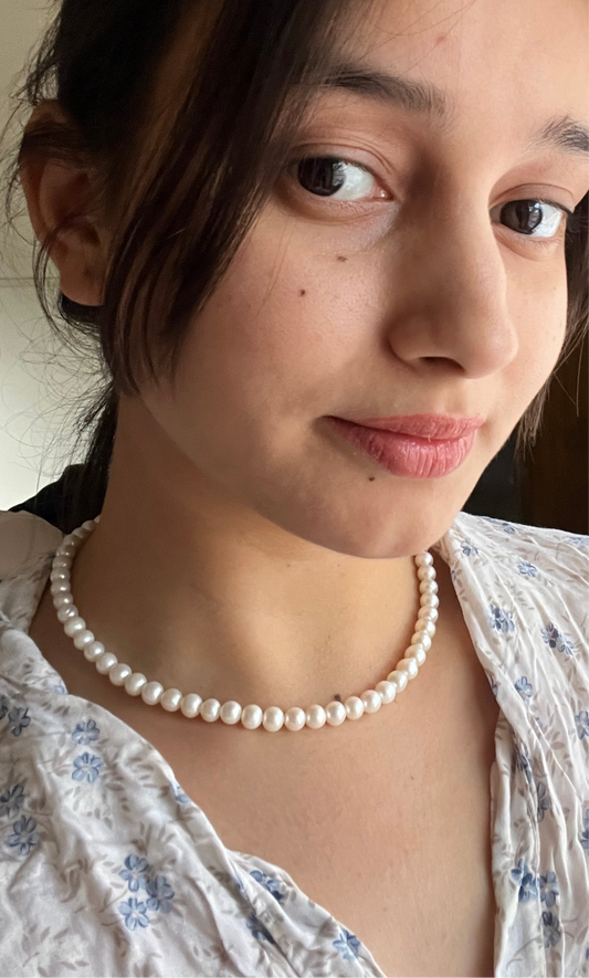 The Statement Pearl Necklace