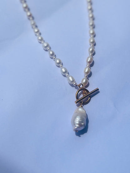 The Clasped Baroque Pearl Necklace