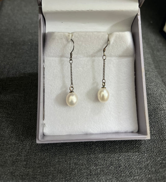 Long Pearl drop Earrings