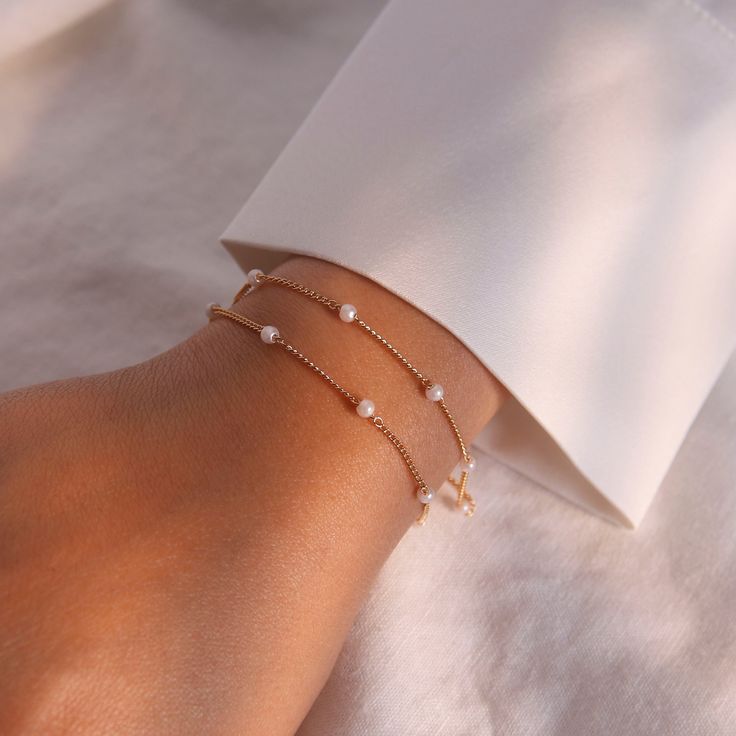 Dew Drop Pearl Bracelet